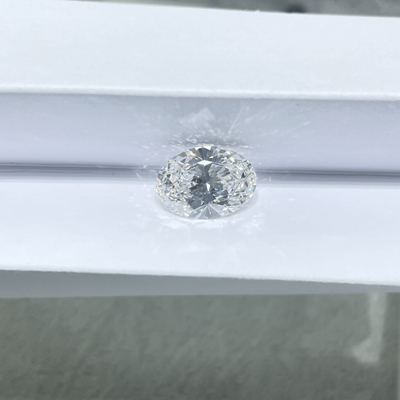 0.5ct Oval de corte brilhante D VS de tamanho pequeno Diamante cultivado em laboratório Certificado IGI