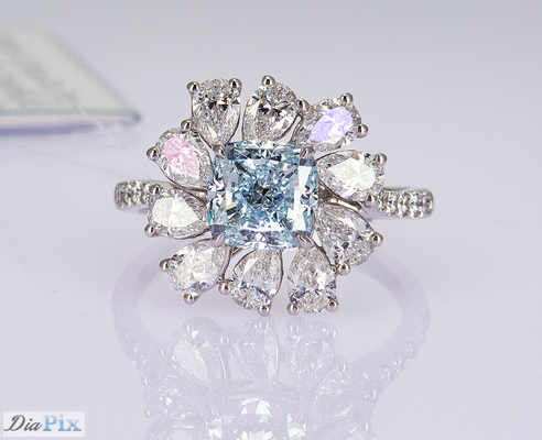 3.284ct Cushion Cut Sky Blue CVD Anéis de diamante sintético Luxo 18K White Gold Set