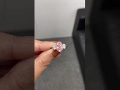 anel de diamante cor-de-rosa crescido laboratório